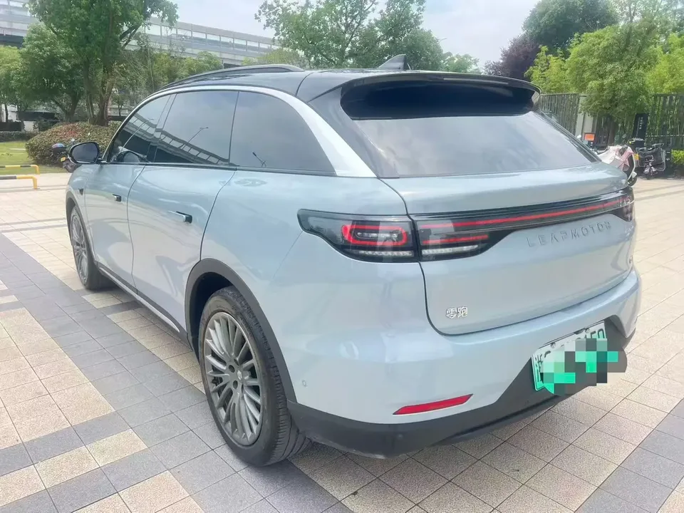 Leapmotor Zero running C11 Pure Electric 580 Premium Edition 2024 — миниатюра 3