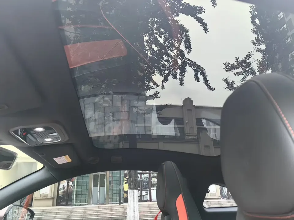 Hozon Neta GT Nezha GT 580 AWD Sport 2023 — thumbnail 3