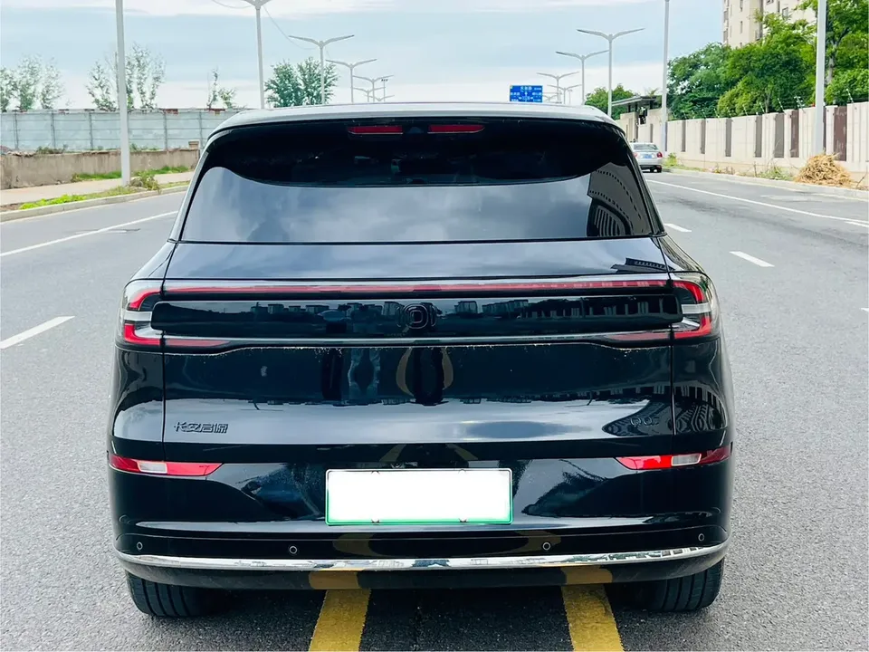 Changan Qiyuan Q07 215 Flagship Model 2025 — миниатюра 2