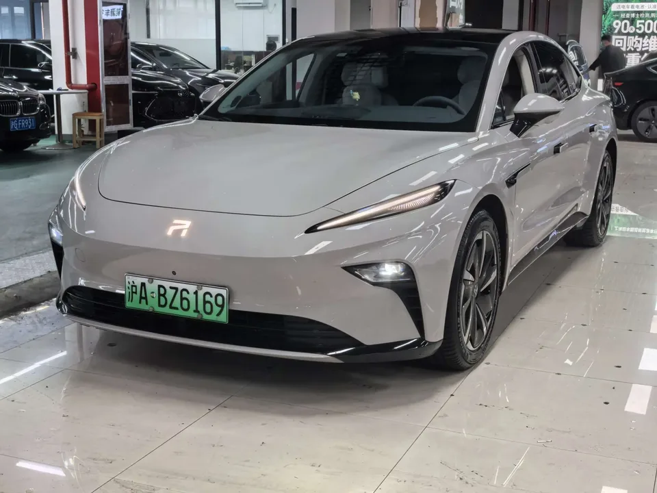 Rising Auto Feifan F7 2023
