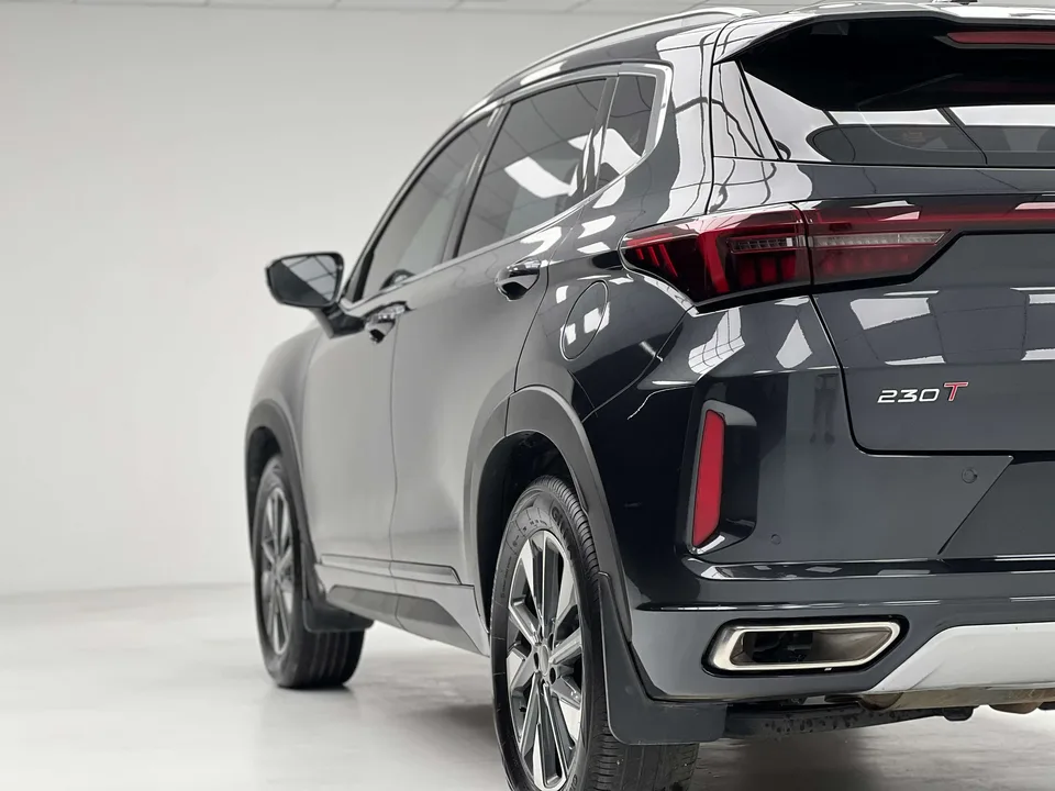 Exeed LX Xingtu Zhuifeng 2022 Chengfeng and Waves Edition 1.5T CVT Chengfengqi Edition 2022 — миниатюра 2