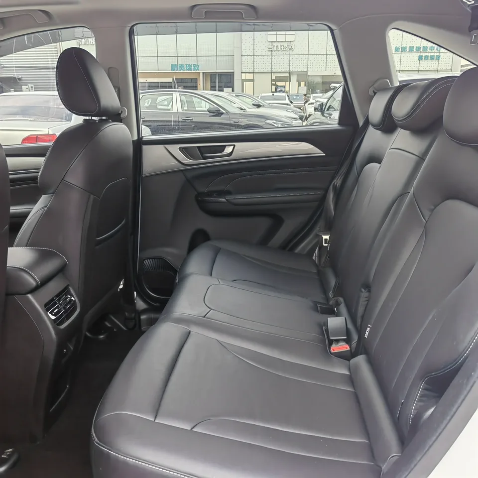Haval M6 PLUS 1.5T DCT Luxury Smart Connected Edition 2024 — миниатюра 4