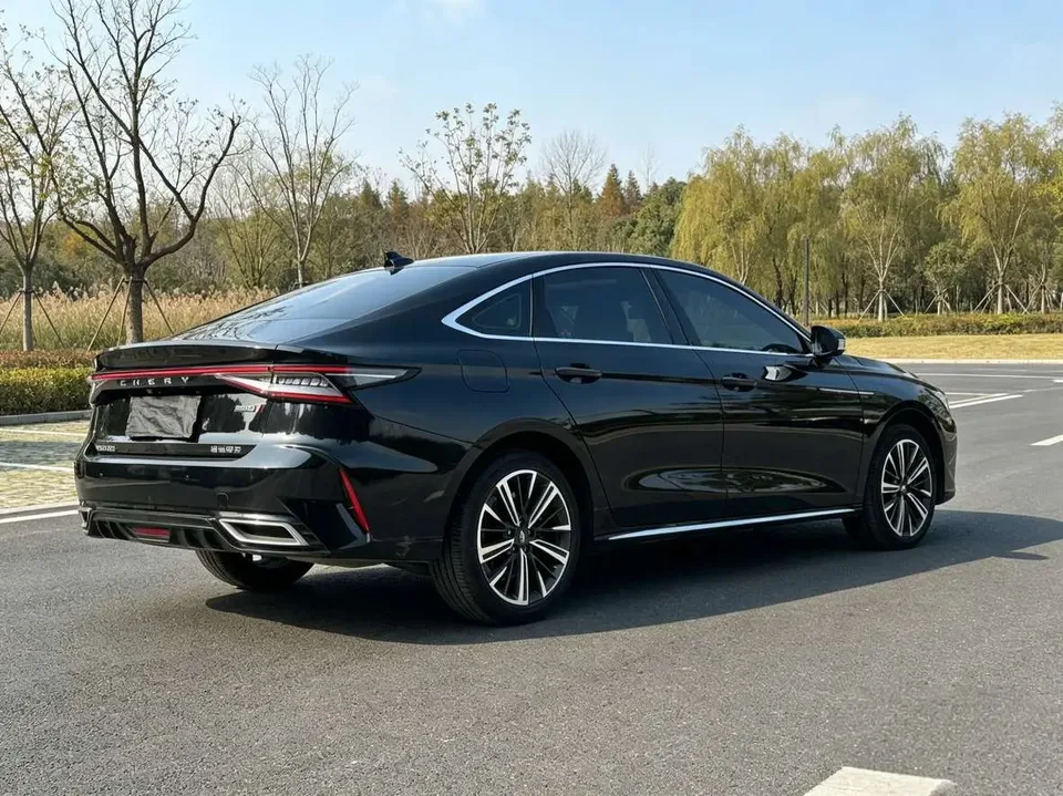 Chery Arrizo 8 1.6TGDI DCT Excellence Edition 2024 — миниатюра 2