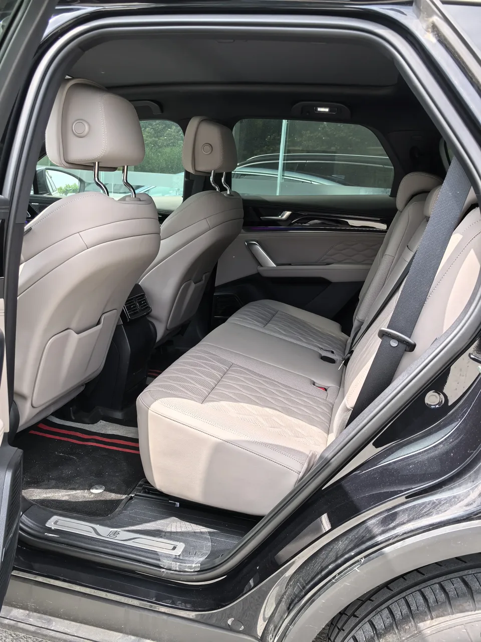 BYD Tang DM Intelligent Driving Edition DM-i 115KM Flagship Model 2025 — миниатюра 3