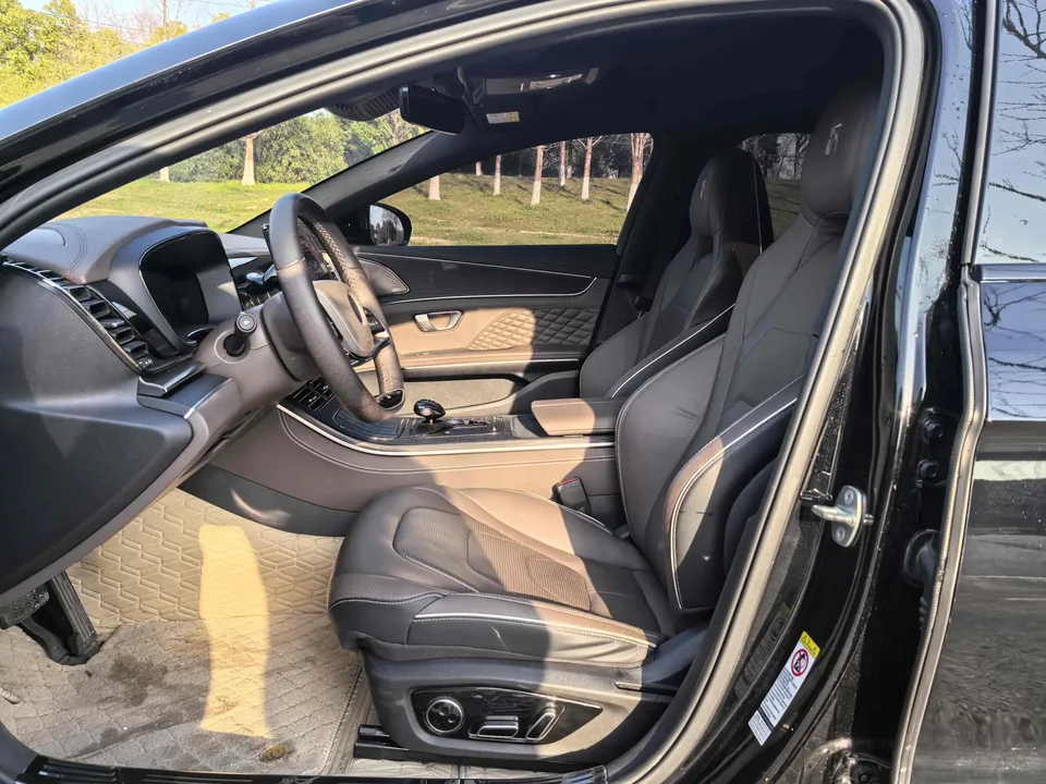 BYD Han DM DM-i 121KM Premium Edition 2022 — миниатюра 3
