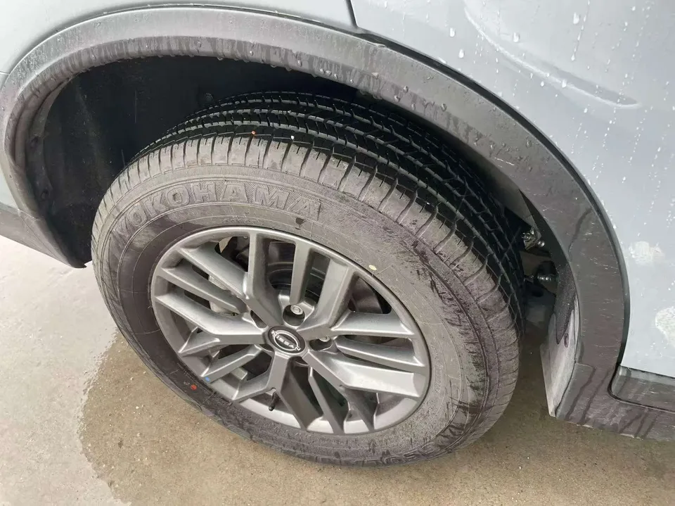 Nissan X-Trail Qijun Honor 2.0L 2WD Leading Edition 2025 — thumbnail 4