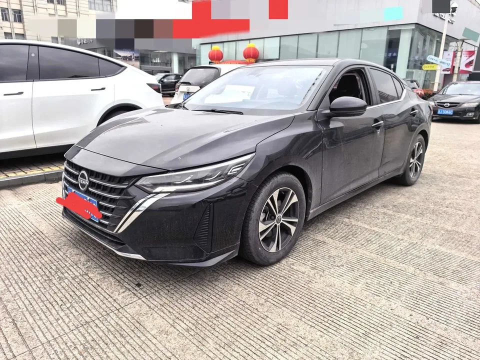 Nissan Sylphy Sylphy Sylphy 2023 facelift 1.6L CVT Enjoy Edition 2024 — photo 1, buy with delivery to Moscow
