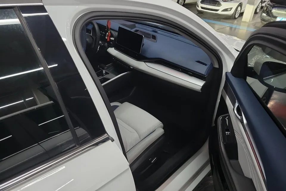 Geely Xing Rui Xingrui 2023 2.0T Premium Edition 2023 — миниатюра 3