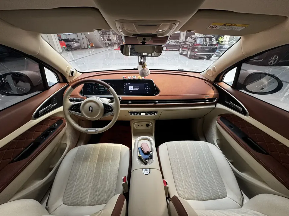 ORA Euler Good Cat GT Mulan Edition 401km Premium 126kW 2025 — миниатюра 5