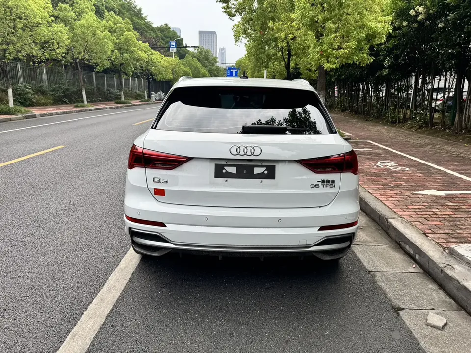 Audi Q3 Q3 Audi Q3 2022 35 TFSI Fashionable and Dynamic 2022 — thumbnail 2