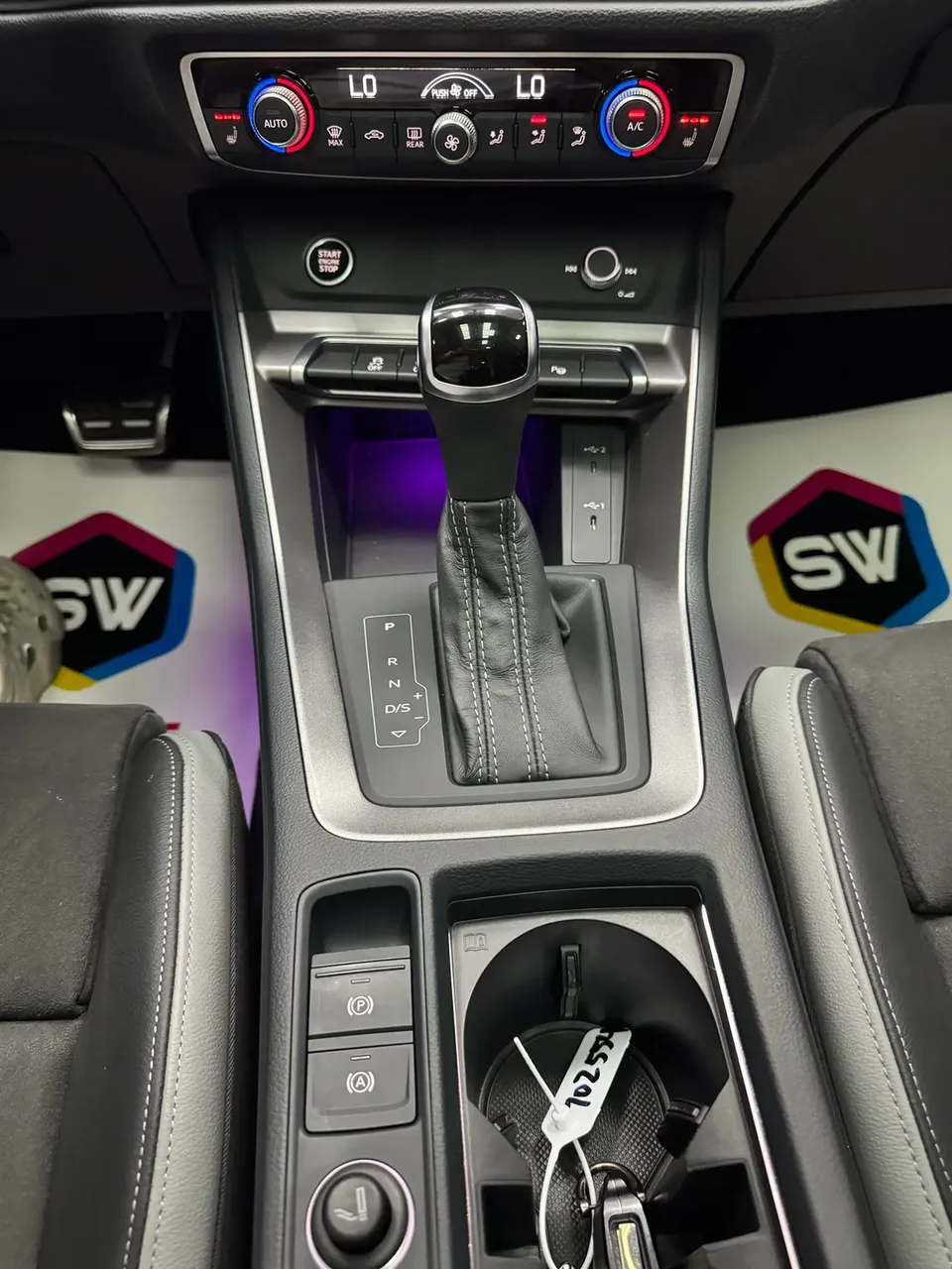 Audi Q3 Audi Q3 2023 35 TFSI Fashionable and Dynamic 2023 — миниатюра 4