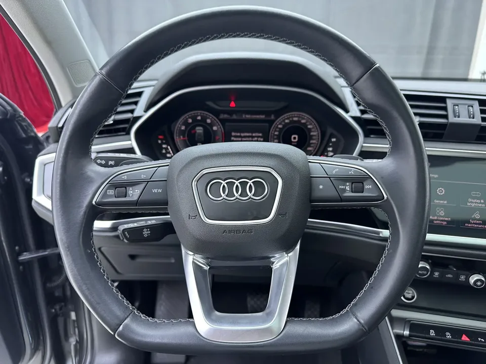 Audi Q3 Audi Q3 2022 35 TFSI Fashionable and Dynamic 2022 — миниатюра 5