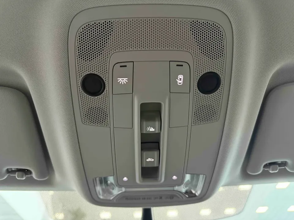 Audi Q3 Audi Q3 2022 35 TFSI Fashionable and Dynamic 2022 — миниатюра 3
