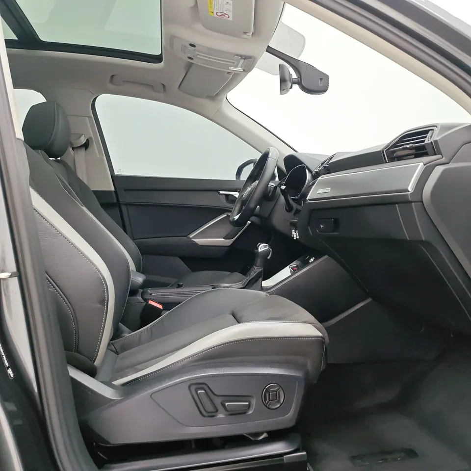 Audi Q3 Audi Q3 2023 35 TFSI Fashionable and Dynamic 2023 — миниатюра 3