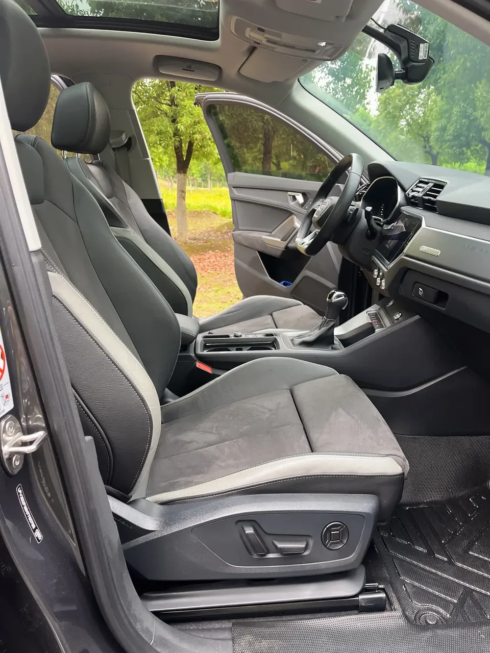 Audi Q3 Audi Q3 2023 35 TFSI Fashionable and Dynamic 2023 — миниатюра 5