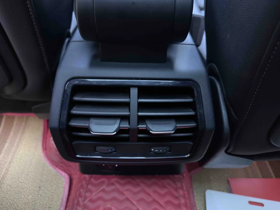 Audi Q3 Audi Q3 2023 35 TFSI Fashionable and Dynamic 2023 — миниатюра 4