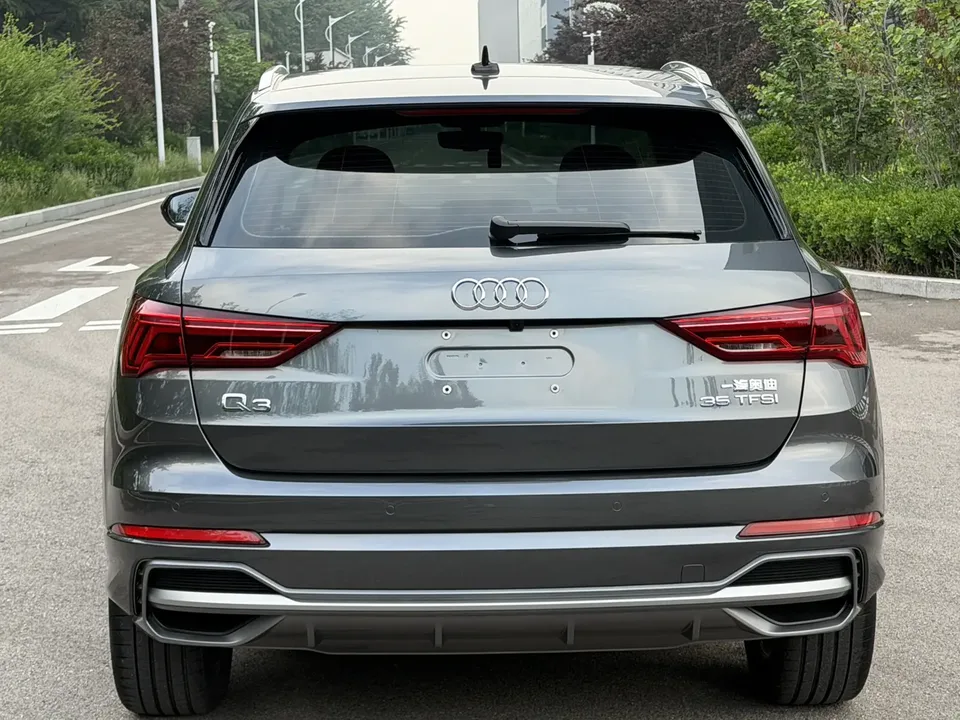 Audi Q3 Audi Q3 2023 35 TFSI Fashionable and Dynamic 2023 — миниатюра 5
