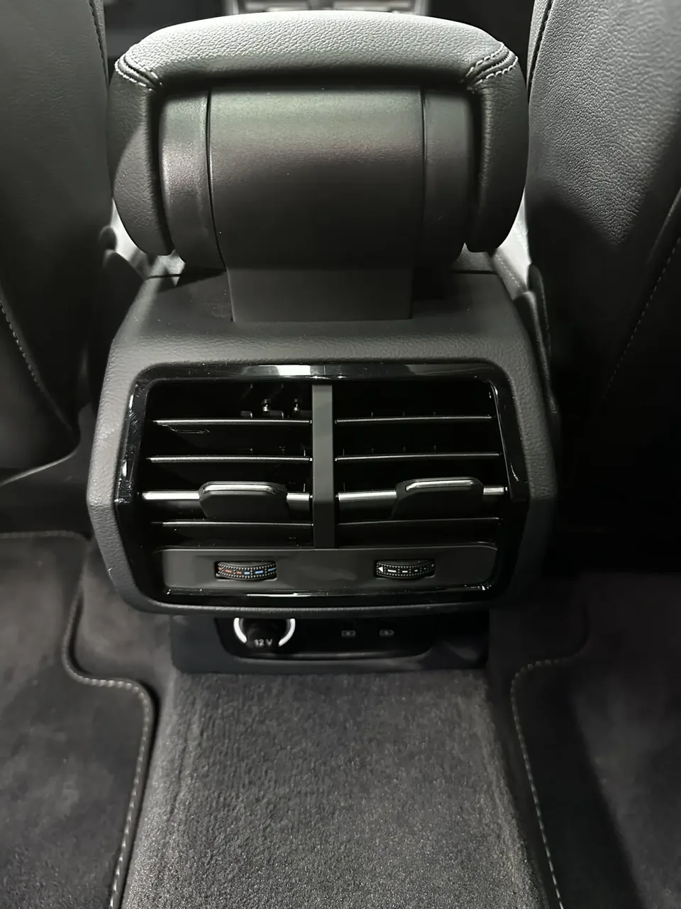 Audi Q3 Audi Q3 2022 35 TFSI Fashionable and Dynamic 2022 — миниатюра 3
