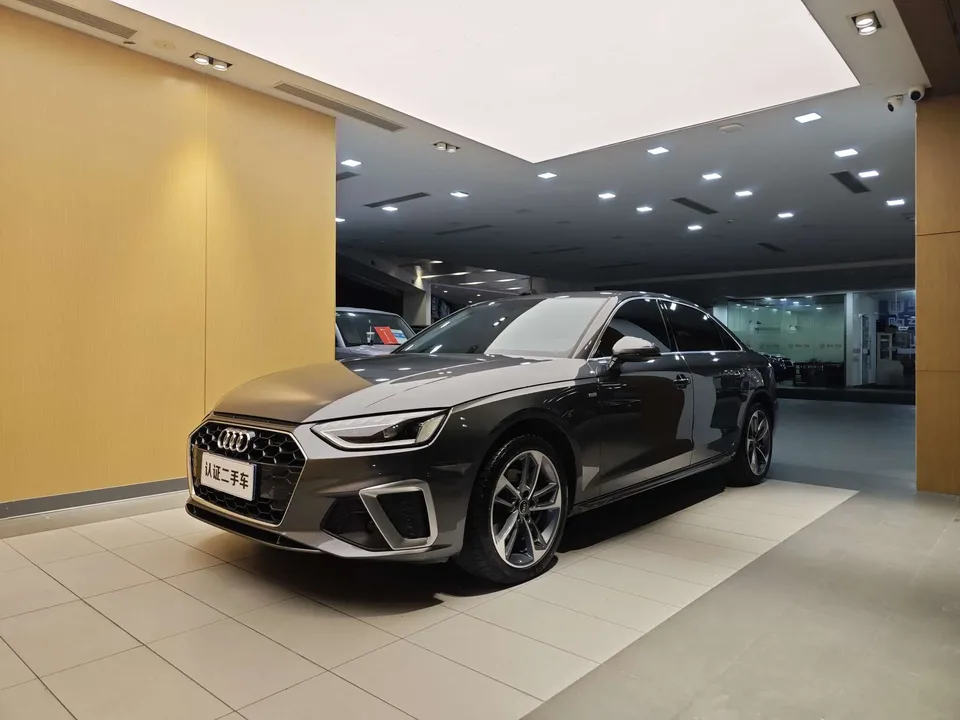 Audi a4 l 2024