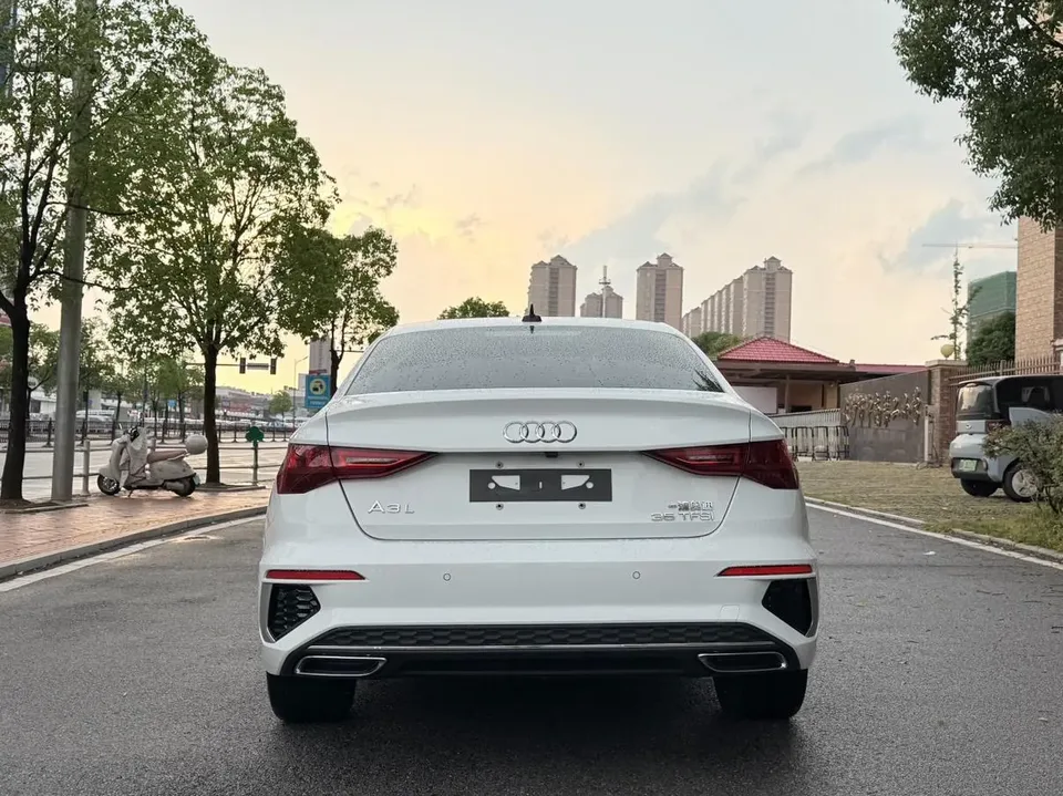 Audi A3 Audi A3 2024 A3L Limousine 35 TFSI Fashion Sports 2024 — миниатюра 2