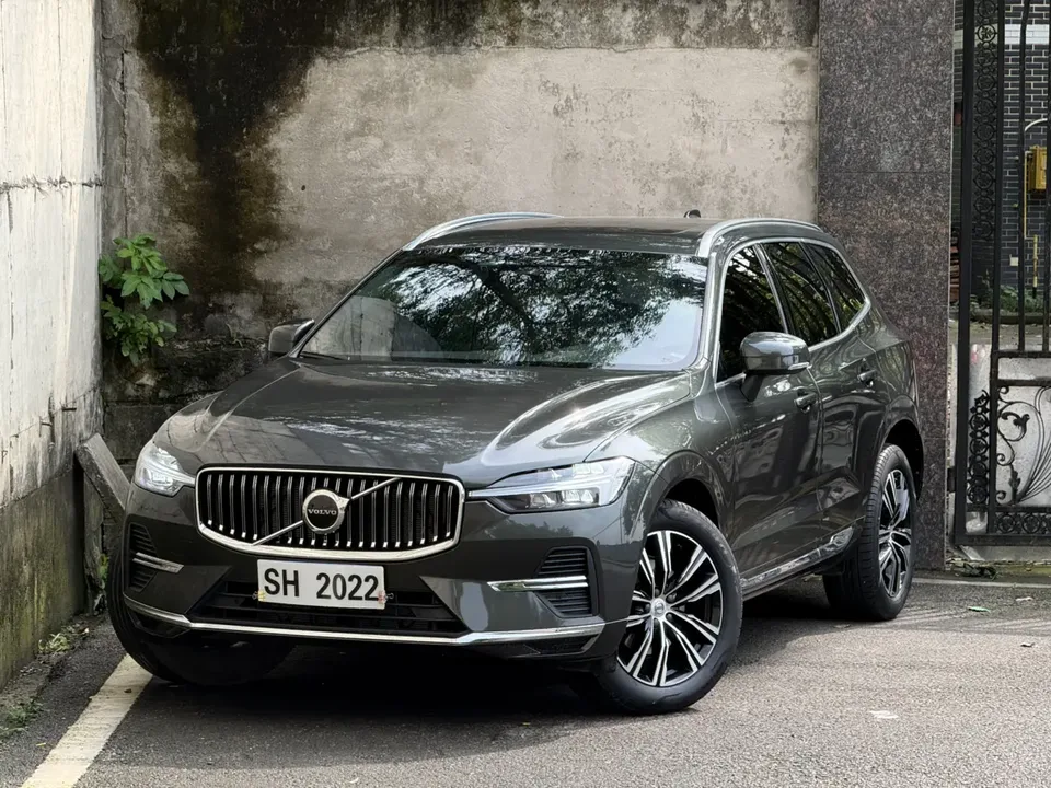 Volvo XC60 2022