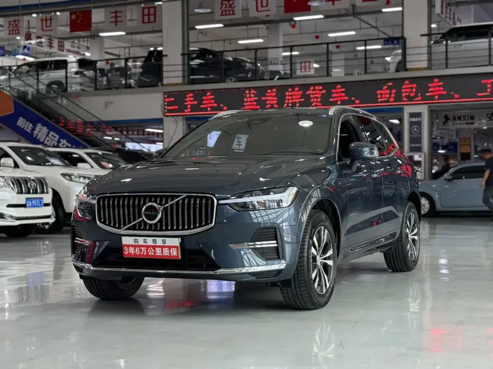 Volvo XC60 2022
