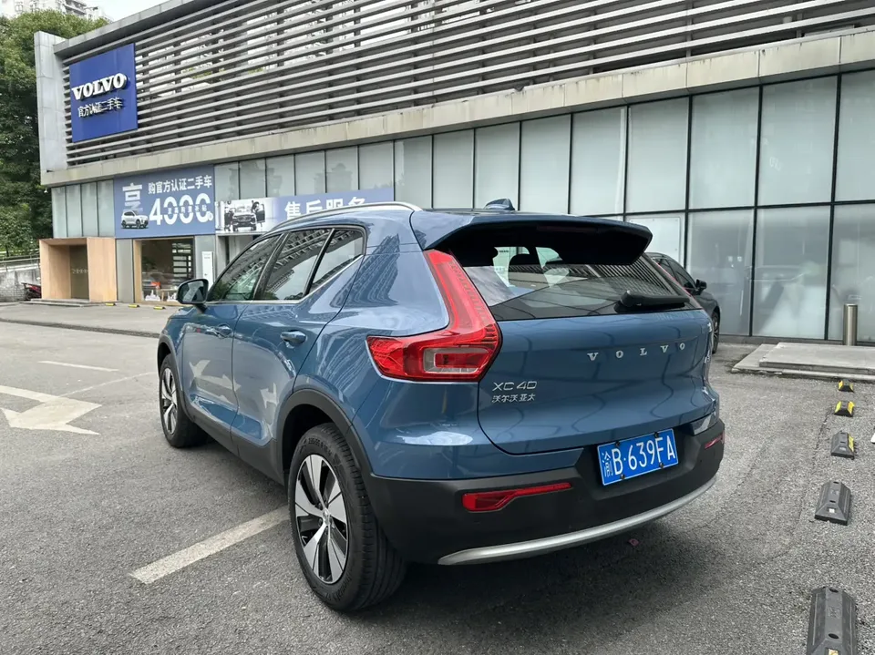 Volvo XC40 Volvo XC40 2024 B3 Zhiyuan Luxury Edition 2024 — миниатюра 2