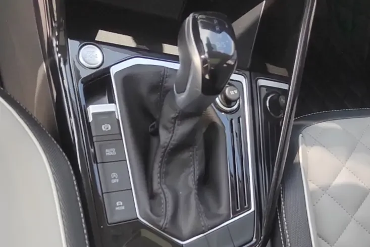 Volkswagen Tayron Tanyue 2024 300TSI 2WD Luxury Plus Advanced Edition 2024 — миниатюра 3