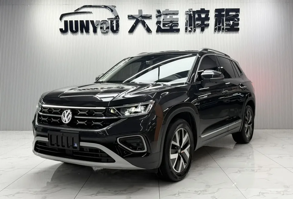 Volkswagen Tayron Tanyue 2023 280TSI 2WD Luxury Plus Advanced Edition 2022 — фото 1, купить с доставкой в Москву