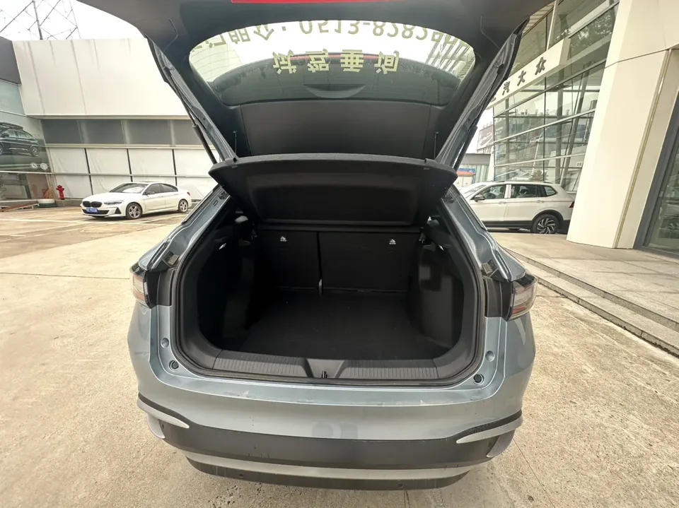 Volkswagen ID.4X Pure Intelligent Edition 2024 — миниатюра 3