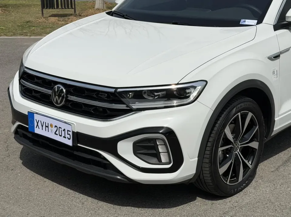 Volkswagen T-Roc 300TSI DSG Chenguang Edition 2024 — миниатюра 3