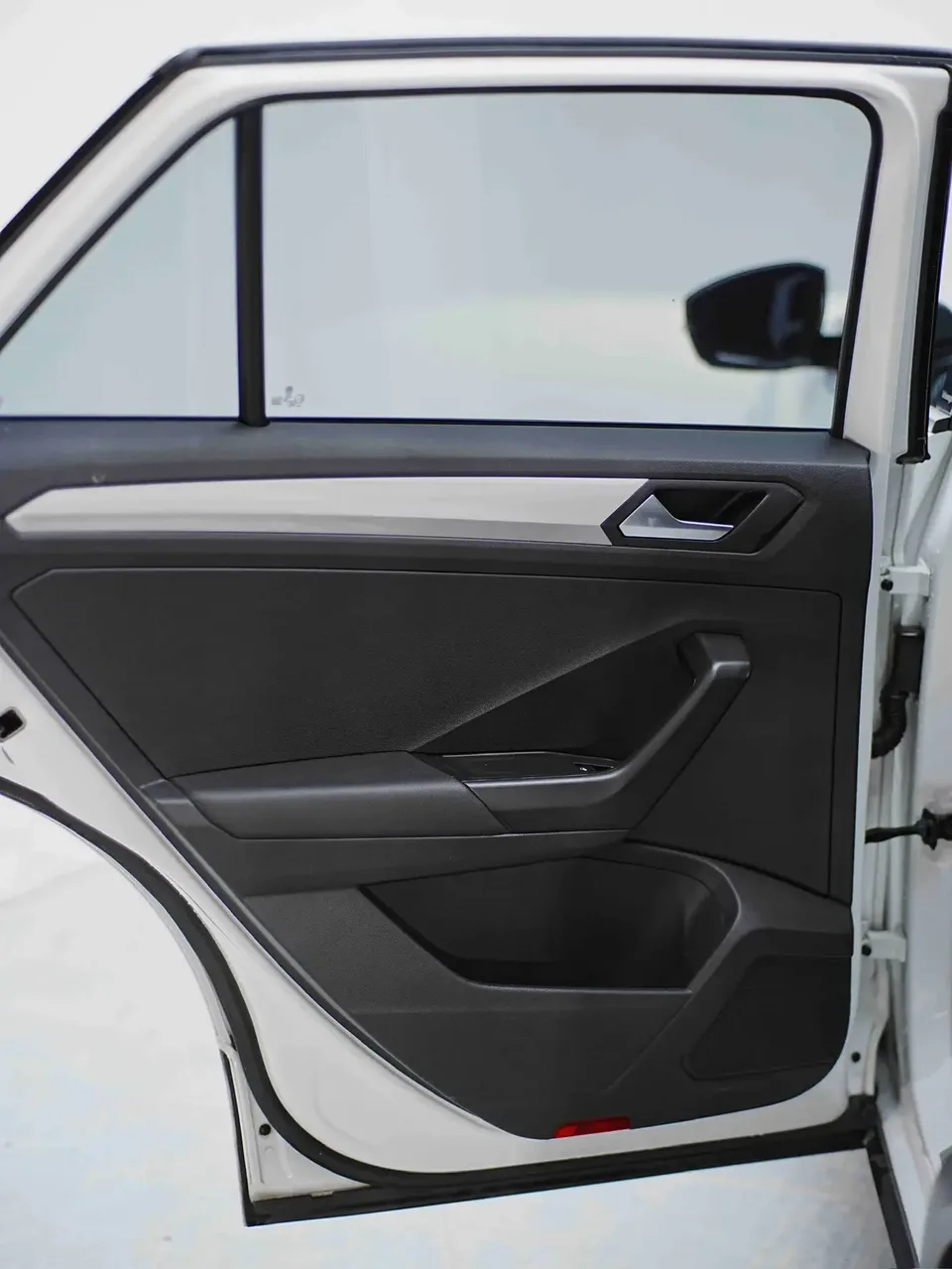 Volkswagen T-Roc T-Roc Tanyue 280TSI DSG 2WD R-Line Pro PLUS 2022 — thumbnail 3