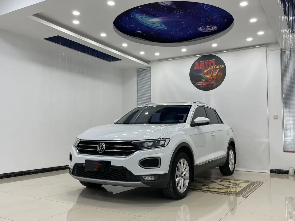 Volkswagen T-Roc Tanyue 280TSI DSG 2WD Elite PLUS 2023 — фото 1, купить с доставкой в Москву