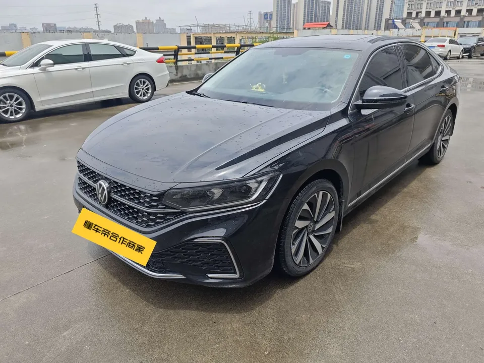 Volkswagen Passat 2022