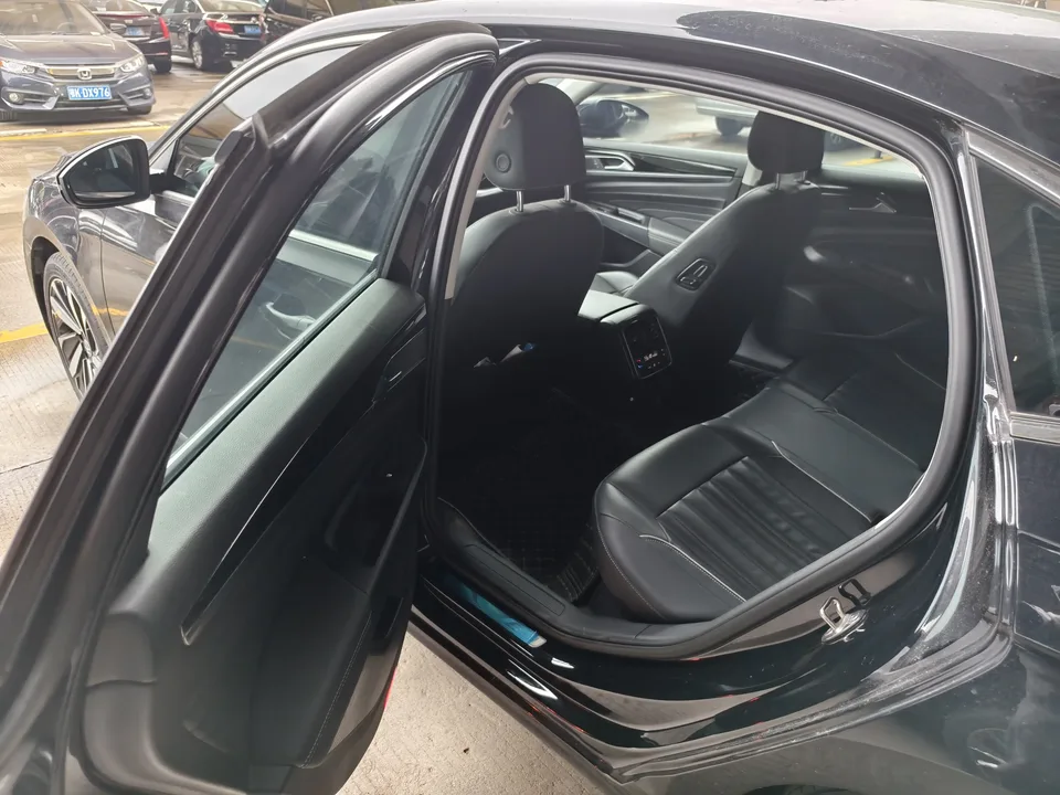 Volkswagen Passat Passat 2022 330TSI Elite Edition 2022 — миниатюра 3