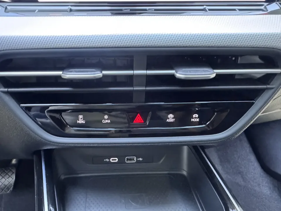 Volkswagen Lamando Lingdu Lingdu L 280TSI DSG Cool Edition 2023 — миниатюра 3