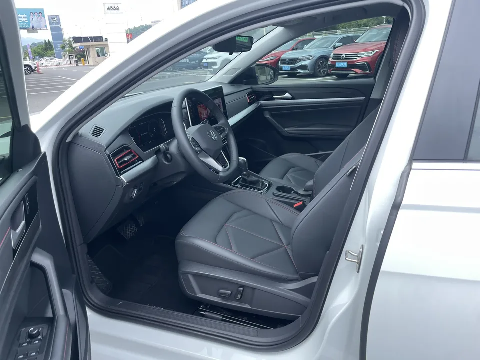 Volkswagen Lavida Lavida 2024 300TSI DSG Manyi Edition 2024 — миниатюра 5