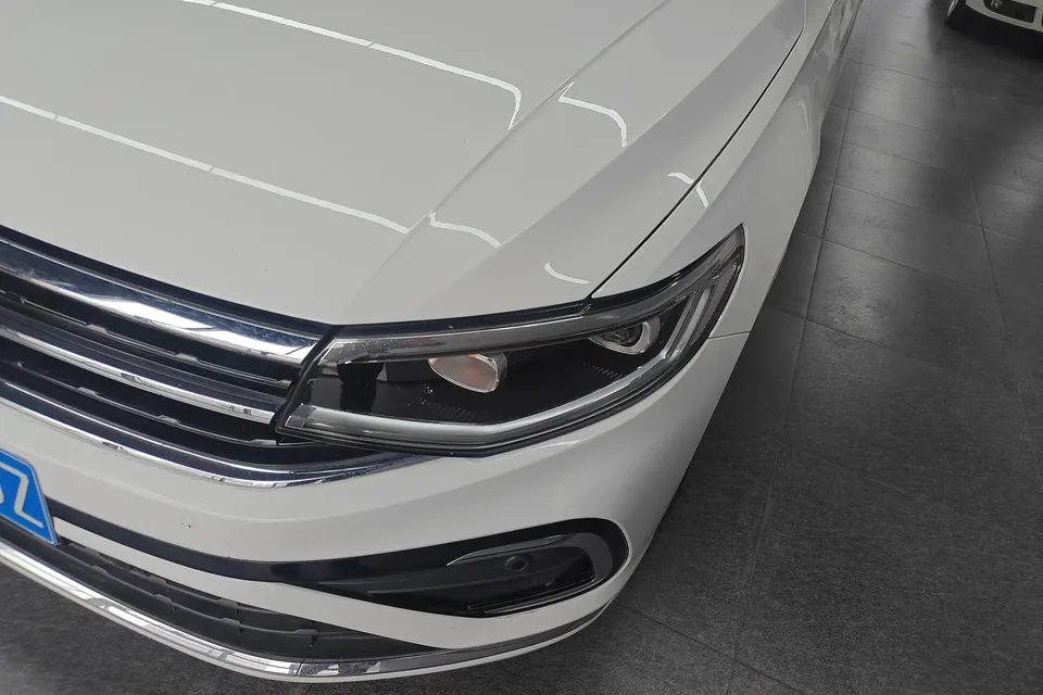 Volkswagen Bora Bora 2023 200TSI DSG Zhixing PRO Edition 2022 — миниатюра 4
