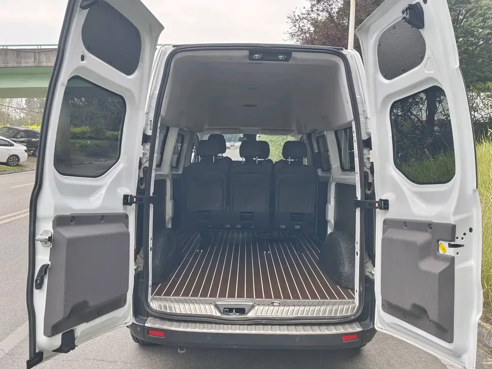 Ford Transit Transit V362 2.0T diesel manual multi-purpose commercial vehicle center axle center top 5/6 seats National VI 2023 — thumbnail 3