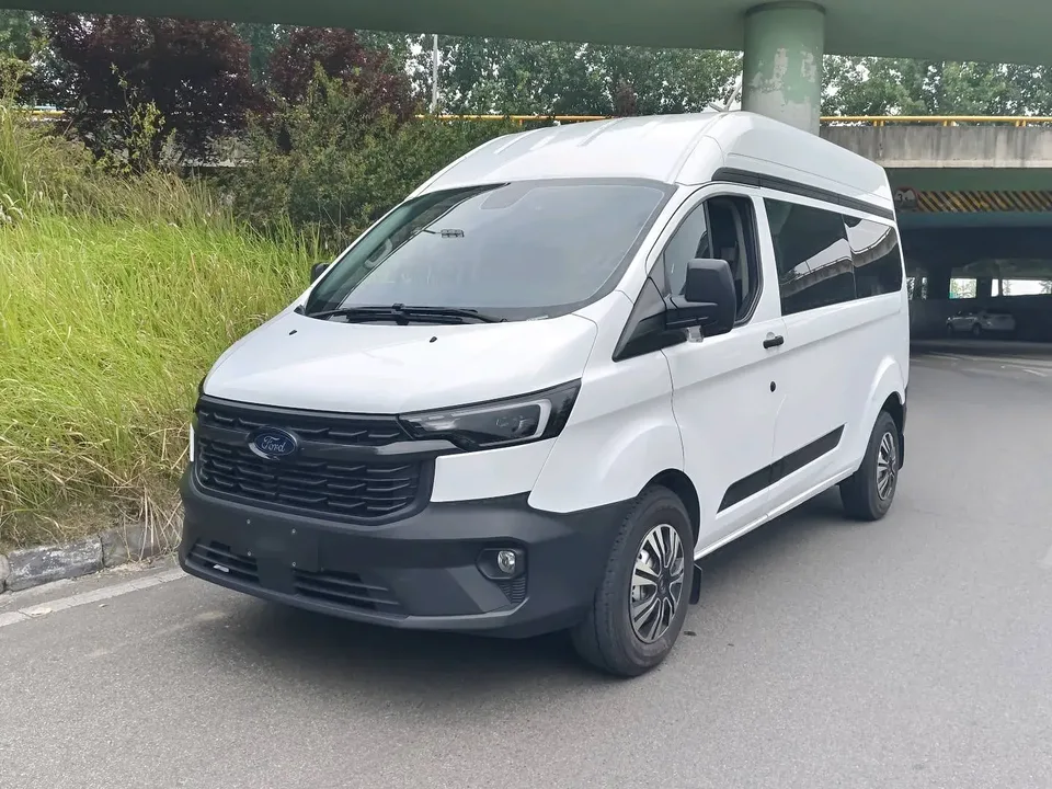 Ford Transit Transit V362 2.0T diesel manual multi-purpose commercial vehicle center axle center top 5/6 seats National VI 2023 — photo 1, buy with delivery to Moscow