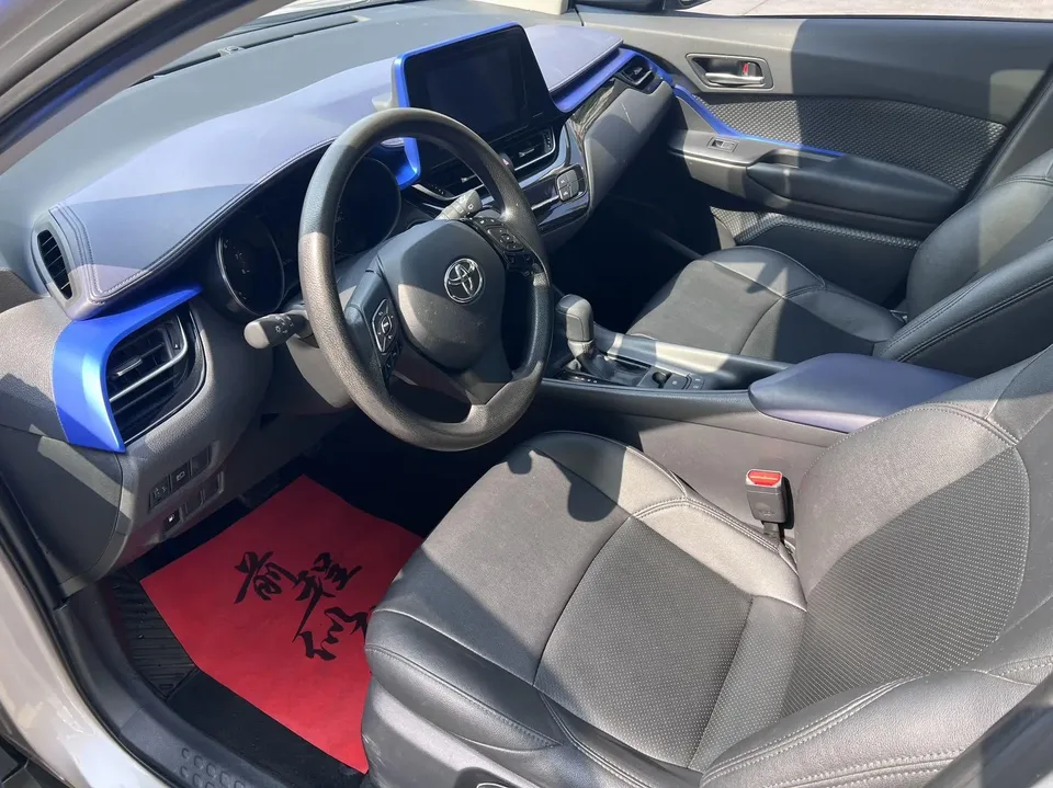 Toyota C-HR Toyota C-HR 2.0L Leading Edition 2022 — thumbnail 5