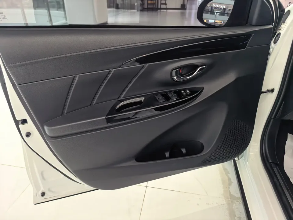 Toyota Yaris L Yaris L YARiS L Zhixuan 2022 Zhixuan X 1.5L CVT luxury PLUS version 2022 — thumbnail 5