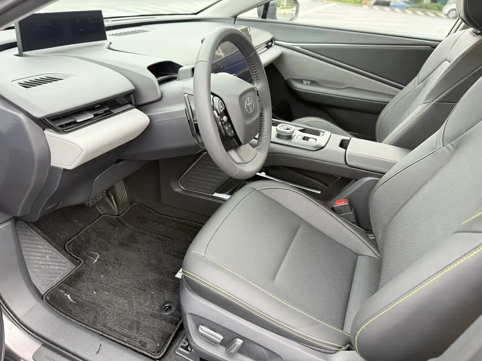 Toyota bZ5 550 JOY 2026 — миниатюра 5