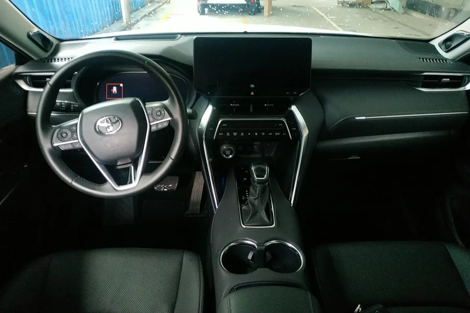 Toyota Venza Venza 2.0L CVT 4WD Supreme Edition 2022 — миниатюра 4