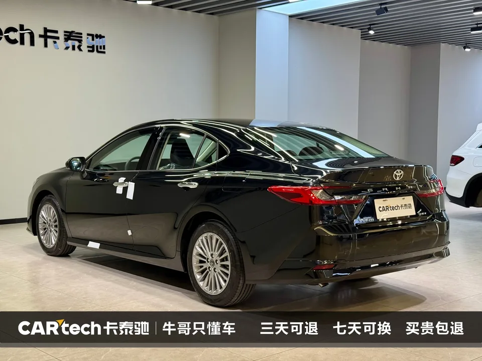 Toyota Camry Camry Camry 2026 Dual Engine 2.0HGVP Luxury Edition 2026 — thumbnail 2