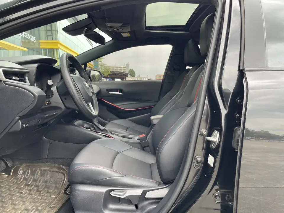 Toyota Levin Lei Ling Dual Engine 1.8H E-CVT Sports Edition 2022 — thumbnail 3