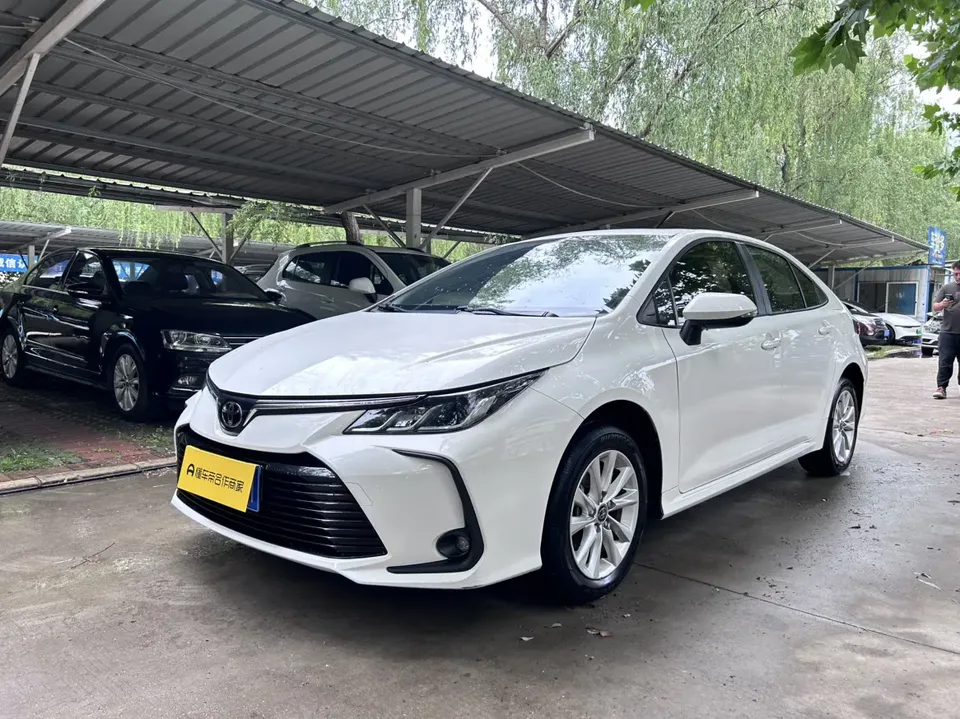 Toyota Corolla 1.2T S-CVT Elite Edition 2023 — фото 1, купить с доставкой в Москву