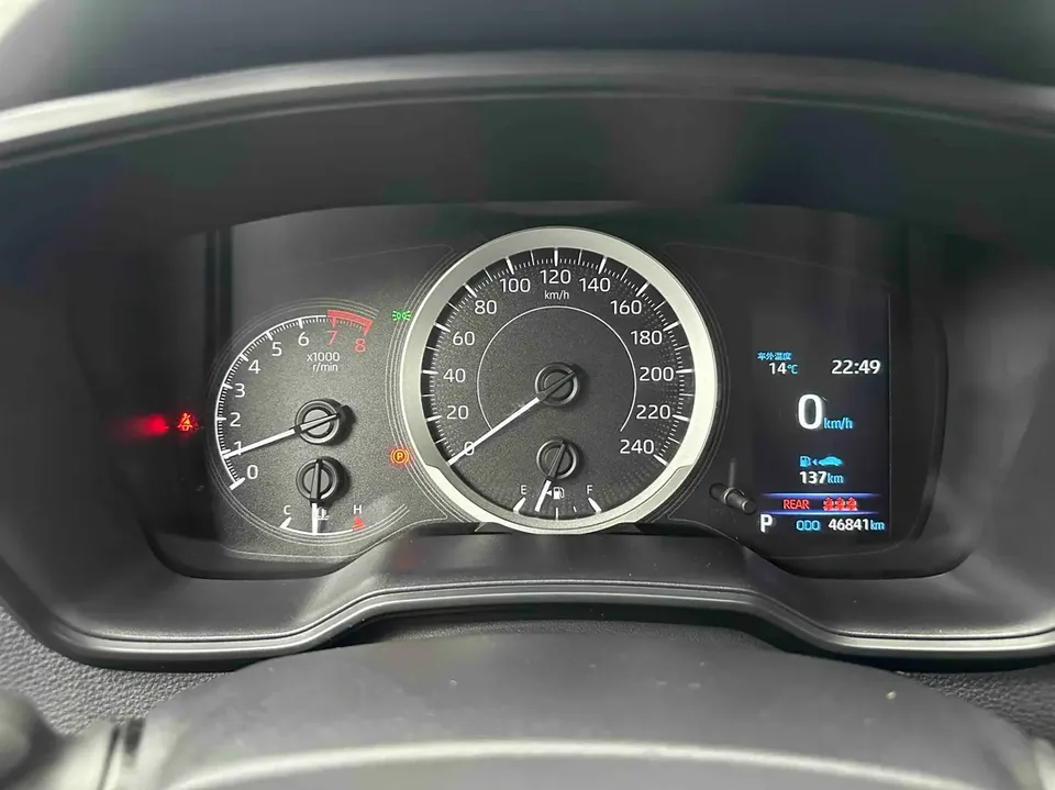 Toyota Corolla 1.5L CVT Pioneer Edition 2023 — миниатюра 5