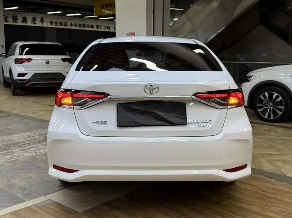 Toyota Corolla Corolla 1.2T S-CVT Elite Edition 2022 — thumbnail 2