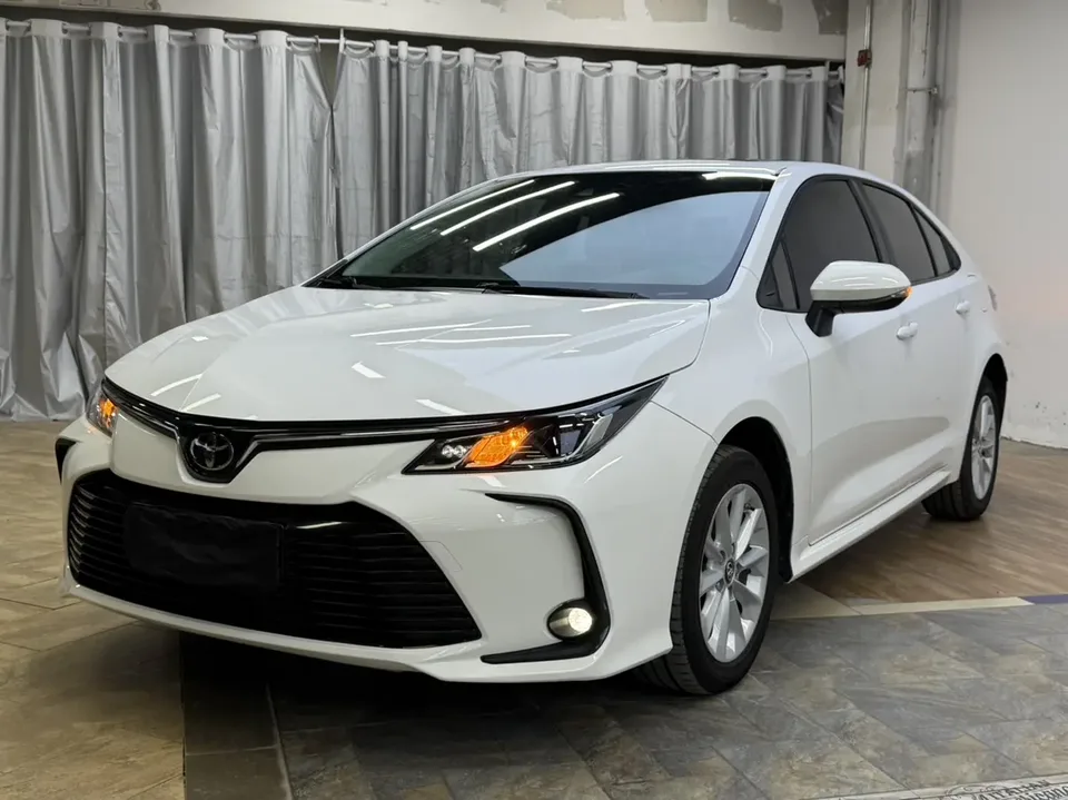 Toyota Corolla Corolla 1.2T S-CVT Elite Edition 2022 — photo 1, buy with delivery to Moscow